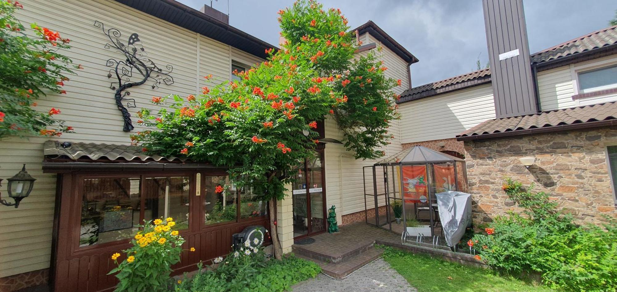 Aparthotel Savas 2 ,,Cosy House Kaunas" & Parking 考纳斯 外观 照片
